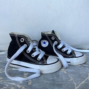 Like new baby Converse